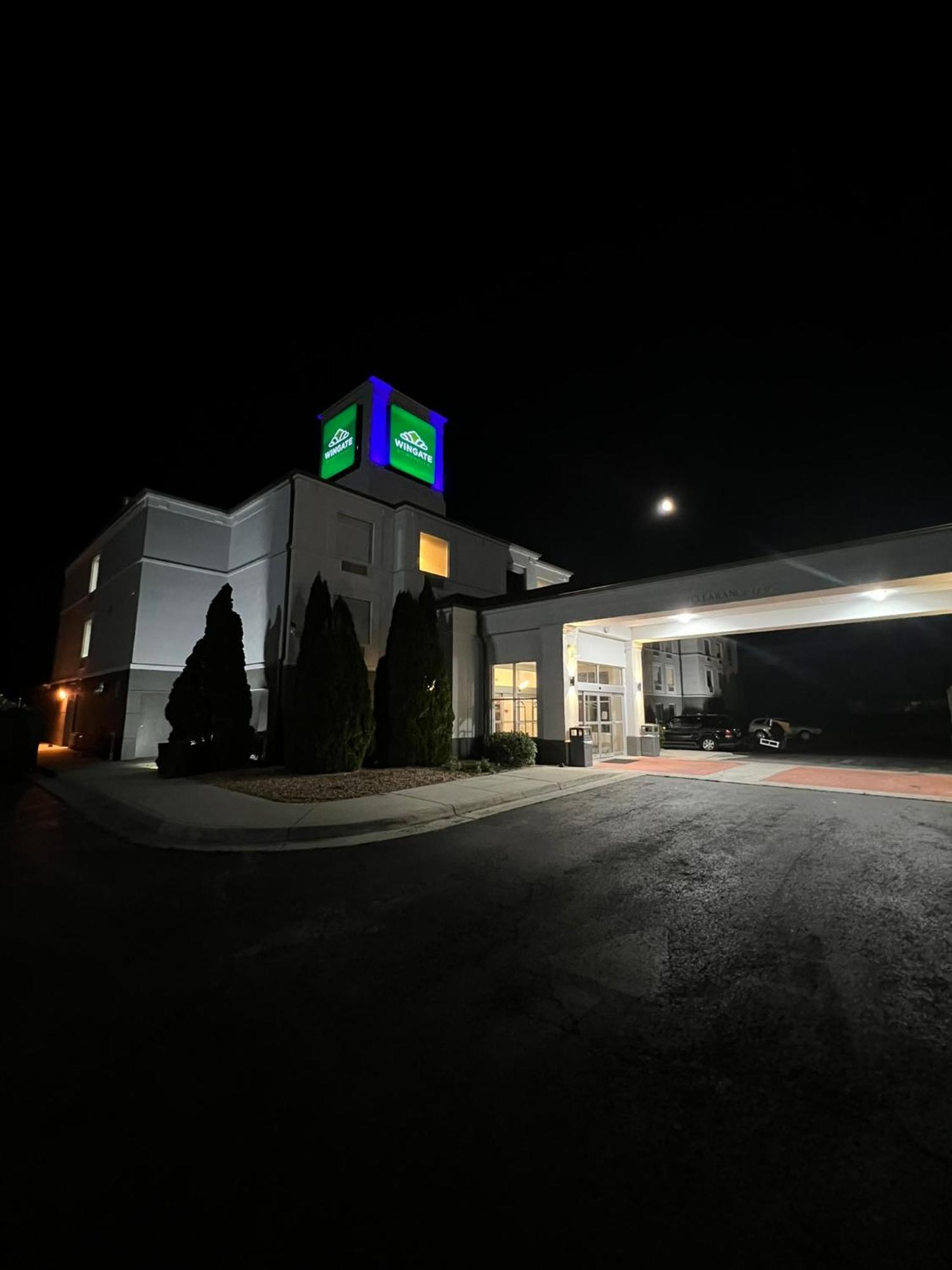 Wingate By Wyndham Dublin Near Claytor Lake State Park Buitenkant foto
